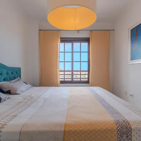 Zomero, Seaview & Wifi & Pool 아파트 코스타델실렌시오