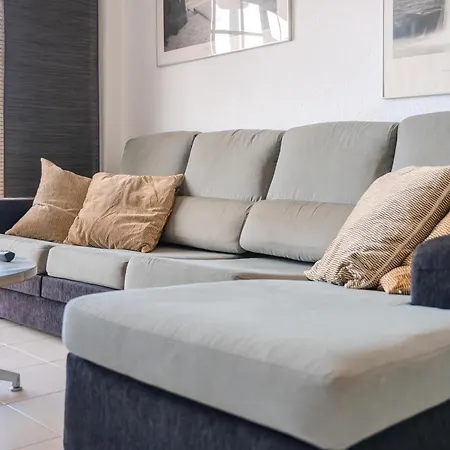 아파트 Zomero, Seaview & Wifi & Pool